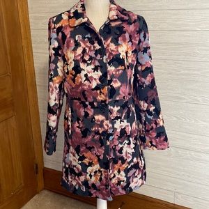 Chico’s fitted jacquard statement trench coat. Size S